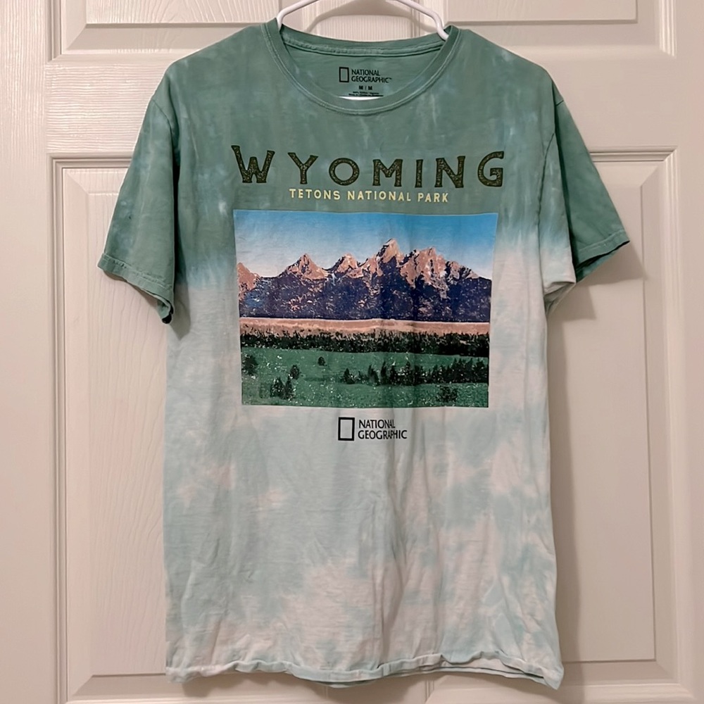 Short-sleeve National Geographic Tie-Dye Tee